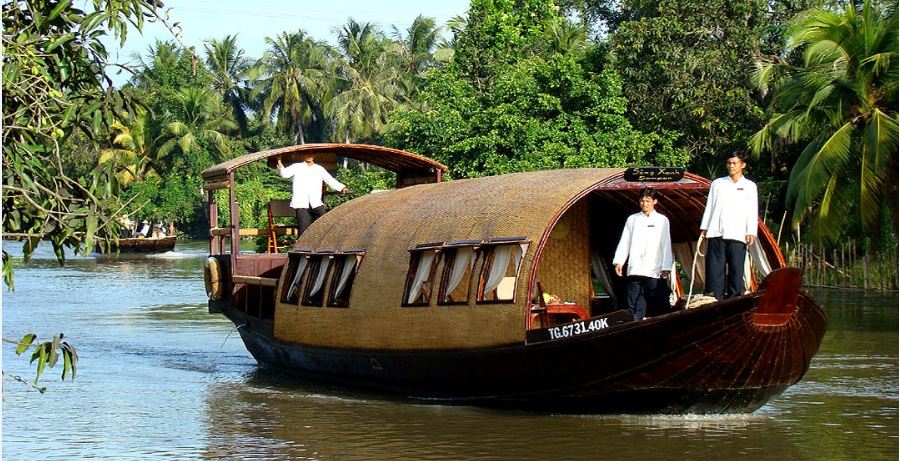 sampan-song-xanh