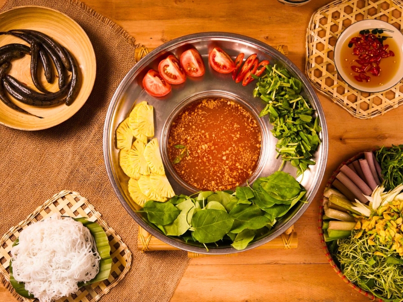 Lâu Ca Keo (Fondue de Gobie) Cuisine du Delta du Mékong