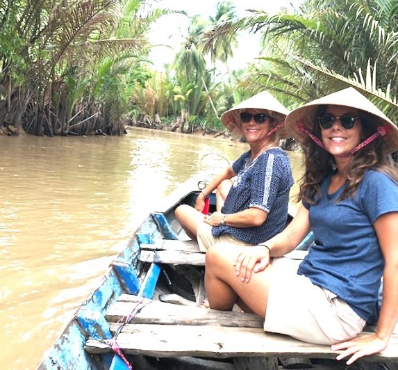 Balade en sampan dans les canaux du delta du Mékong, Vietnam
