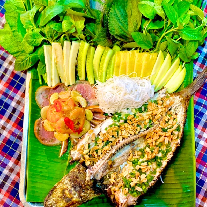 ca-loc-nuong-trui-poisson-grille