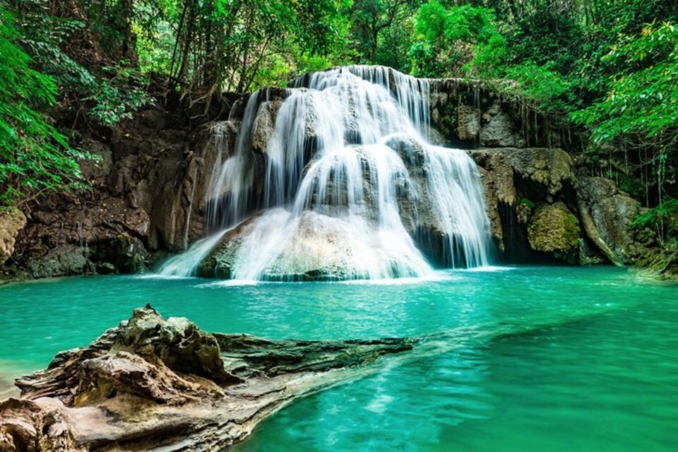 Kanchanaburi – Parc national d’Erawan – Bangkok (B. L)