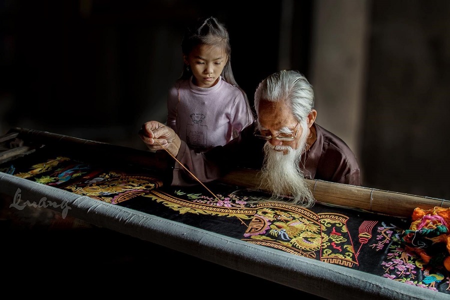 Hanoi – Tam Coc – Cours de broderie – Hang Mua – Ninh Binh (Baie d’Ha Long terrestre) (B. L)