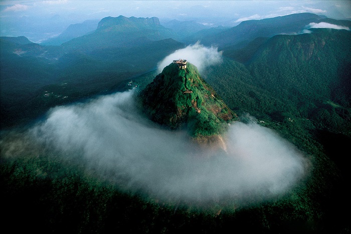 adam-peak-voyage-Sri-Lanka