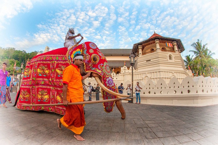 temple bouddhiste de la Dent - Kandy voyage au Sri Lanka