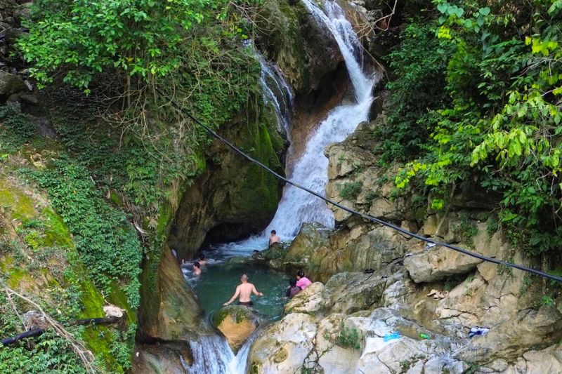 Cascade de Nam Chan