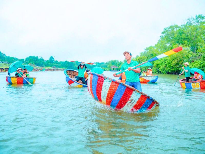 basket boat Phu Quoc
