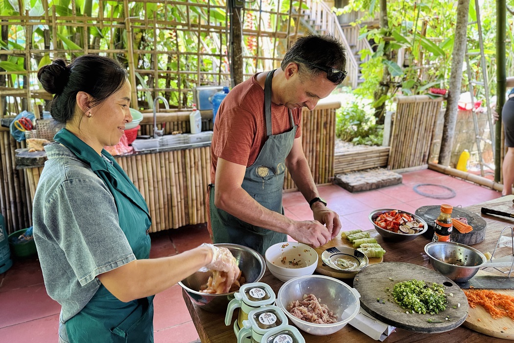 Cooking class Nhong retreat