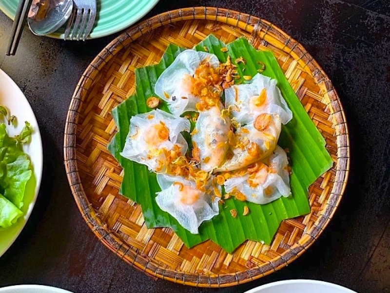 Bánh bao bánh vạc (Roses blanches)