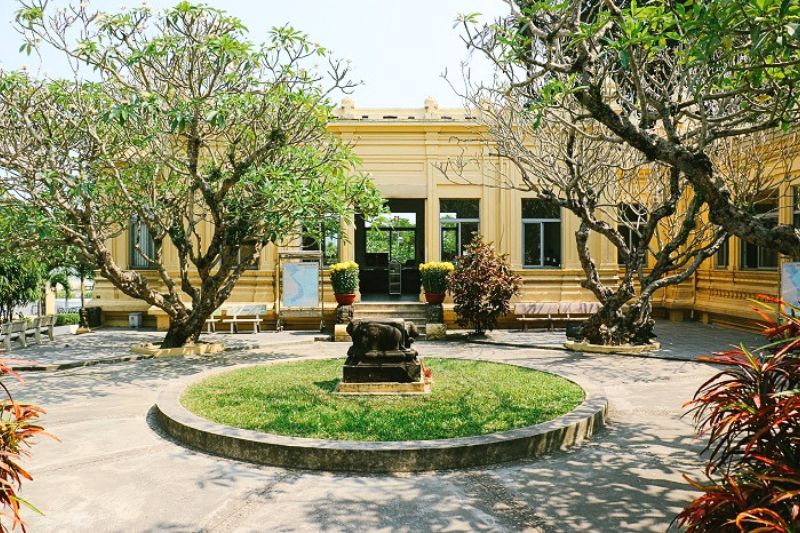 Le musée de la sculpture Cham (Danang) (2)