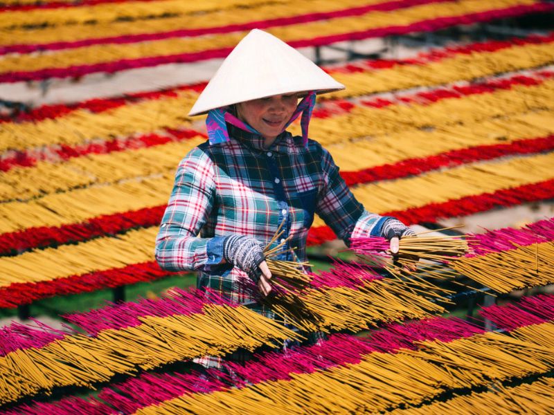 Le séchage d'encens (phoi huong)