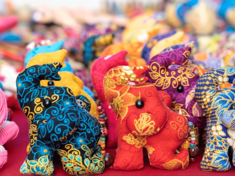 Les poupées et figurines d'éléphant