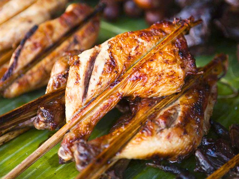 Ping Kai, le poulet grillé à la laotienne aux saveurs parfumées