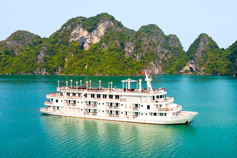 Croisières dans la baie d'Halong