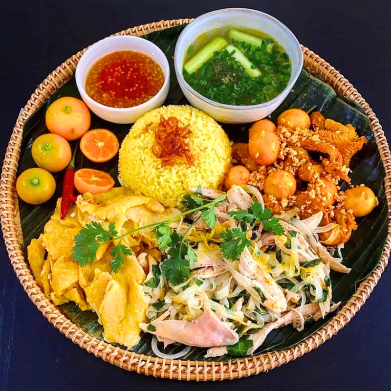 Cơm gà Hội An – Une Spécialité Incontournable de Hoi An