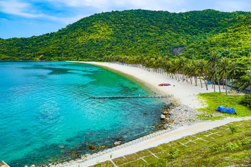 Les îles Cham séduisent par leurs eaux turquoise et leurs plages préservées