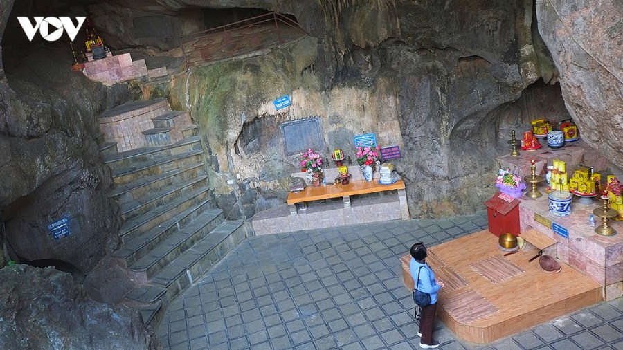 Grotte de Tuyet Son