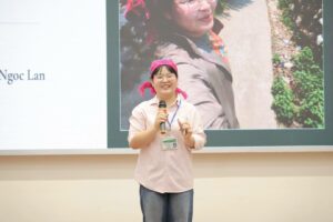 Nguyen Thi Ngoc Lan présentant Sapa vers un tourisme durable, 3ème prix ex aequo Aimer Pour Guider 2026