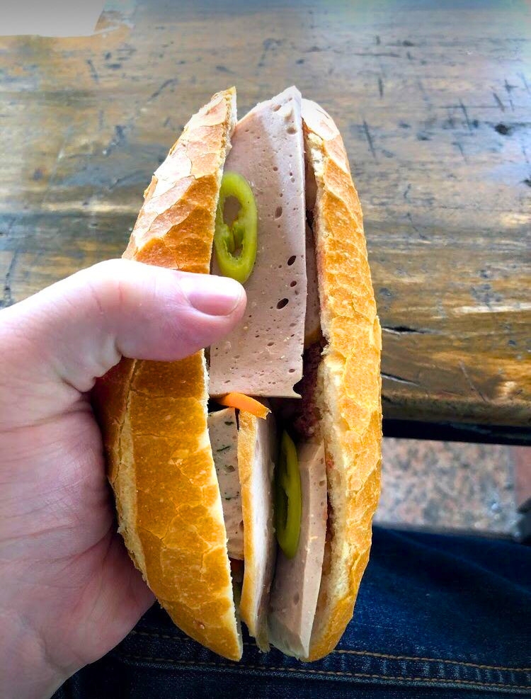 Banh mi cha Ngoc Mai