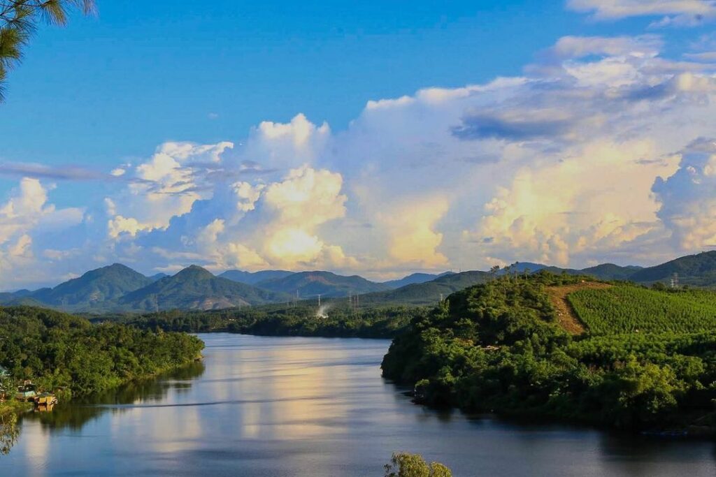 Colline de Vong Canh