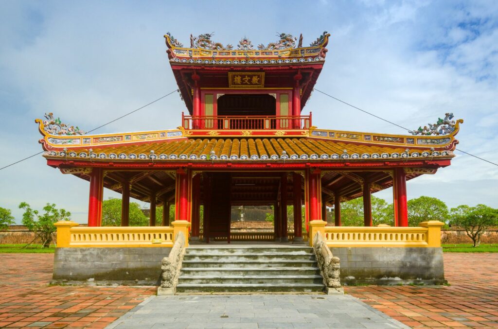 Phu Van Lau