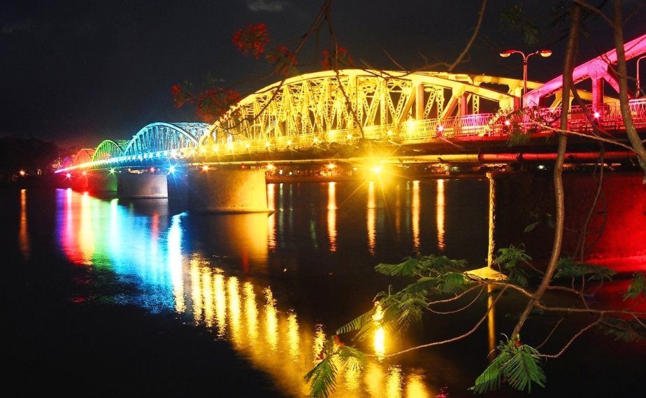 Pont Truong Tien