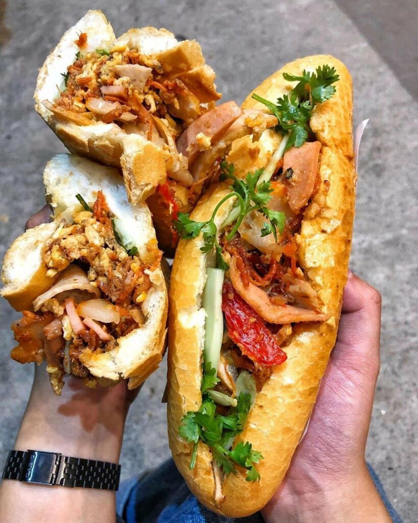 Banh mi Hue : Le bánh mì de O Le, ouvert la nuit.