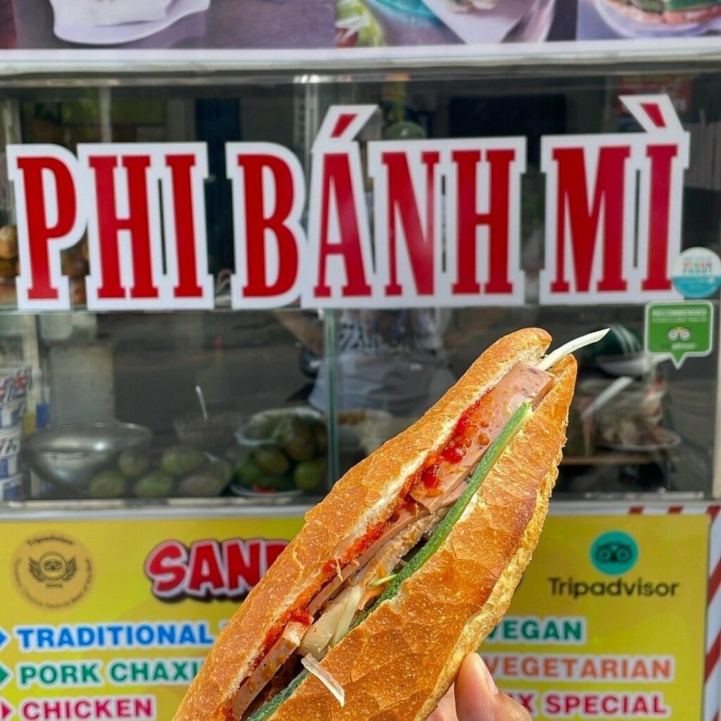 Phi Banh Mi, réputée pour son chả cá maison.