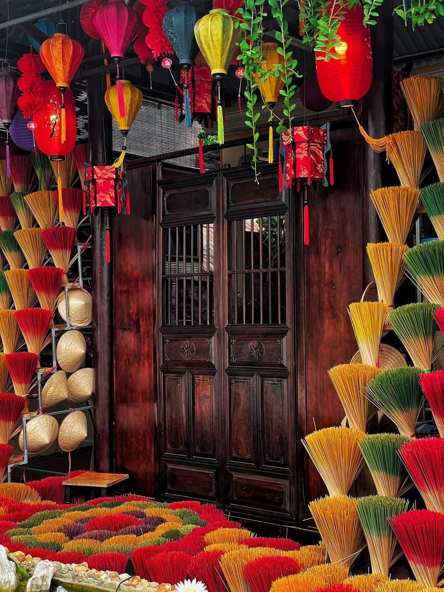 Boutique d'encens et de souvenirs à Thuy Xuan
