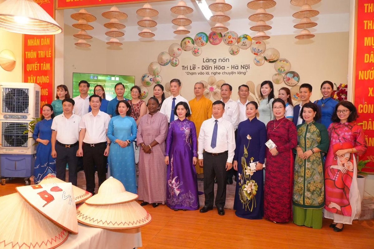 Horizon Vietnam Travel – espace d'exposition du village artisanal Tri Lễ