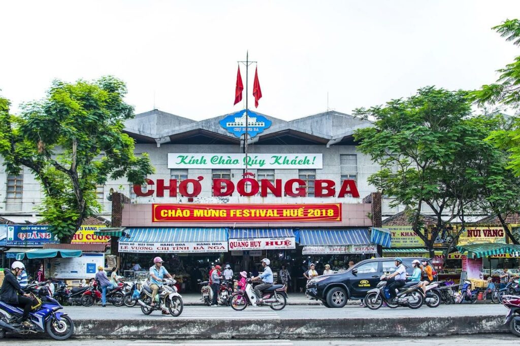 Marché Dong Ba