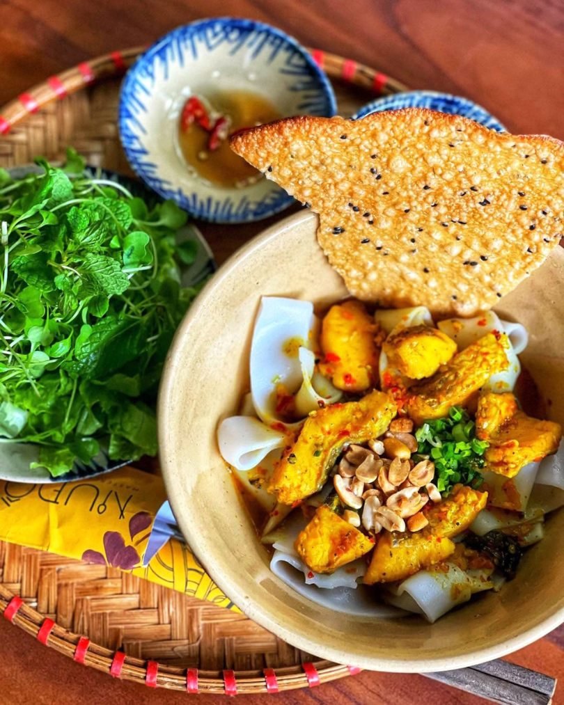 Mi Quang aux herbes de Tra Que, Hoi An