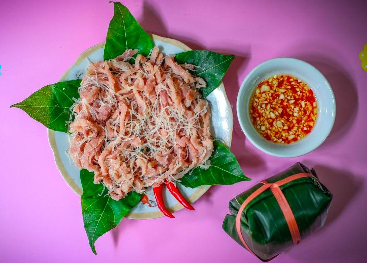 Nem chua de Yen Mac, porc fermenté de Ninh Binh