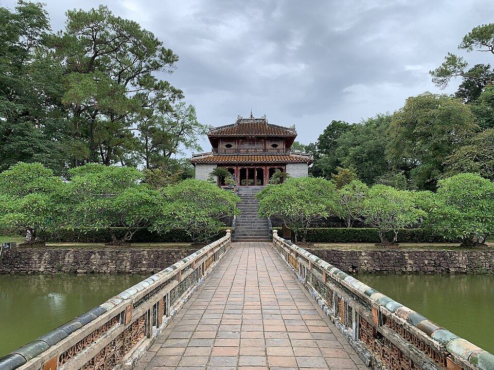 Pavillon Minh Lau, tombeau de Minh Mang