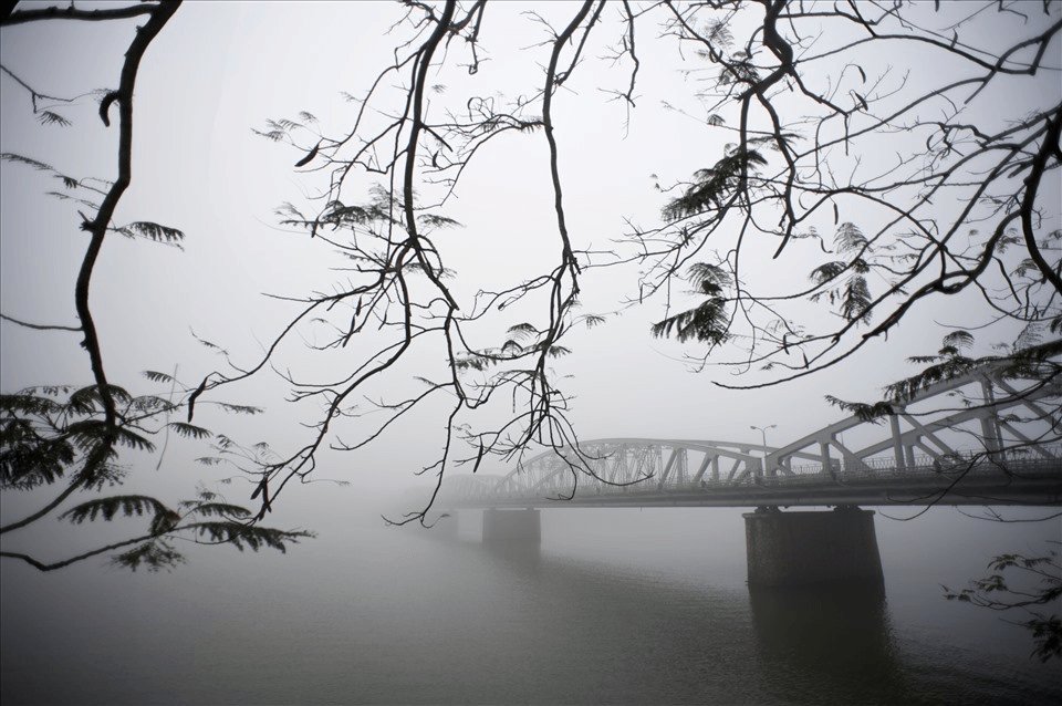 Rivière des Parfums dans la brume du matin
