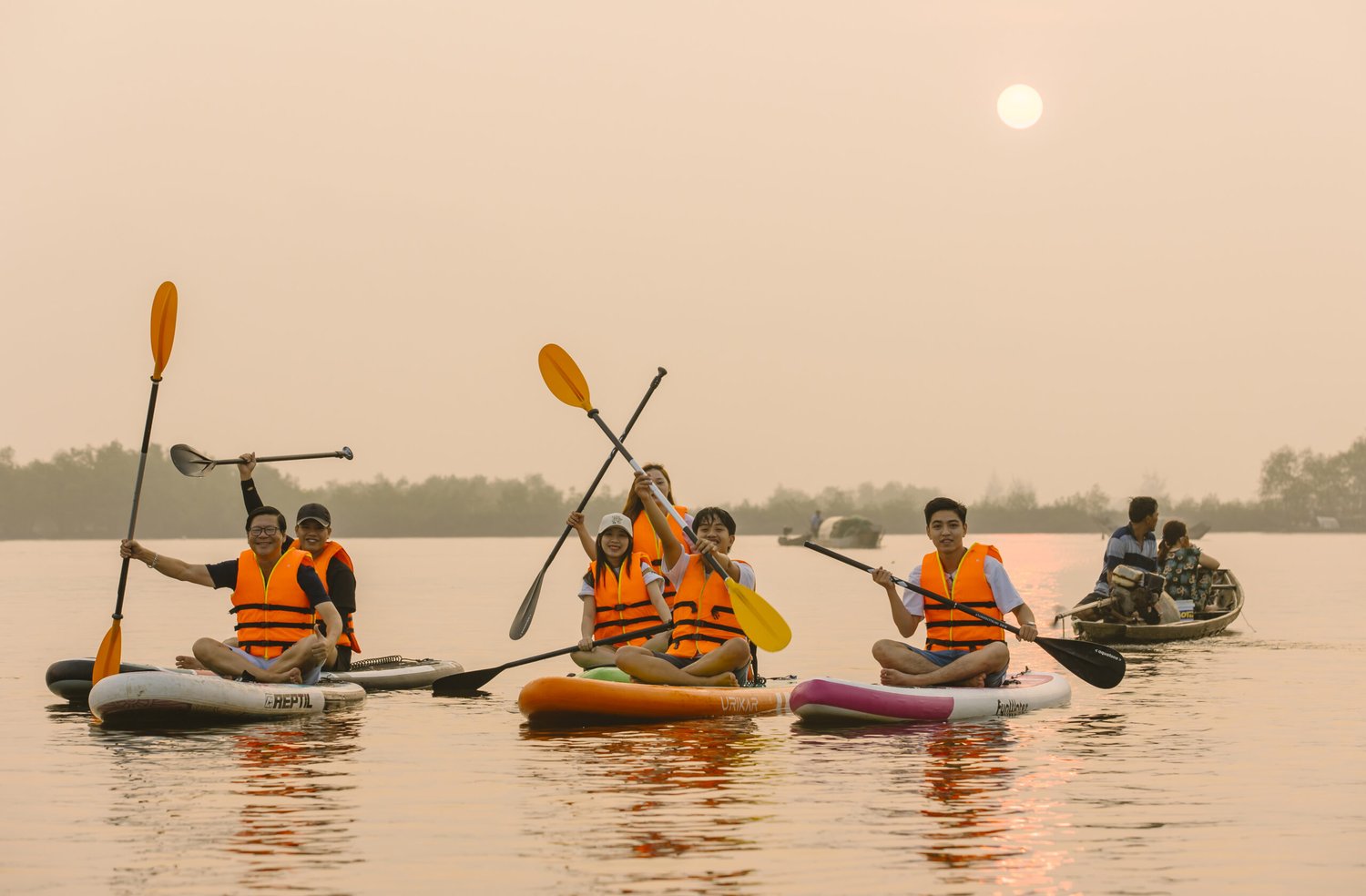 Stand-up paddle sur la lagune de Tam Giang