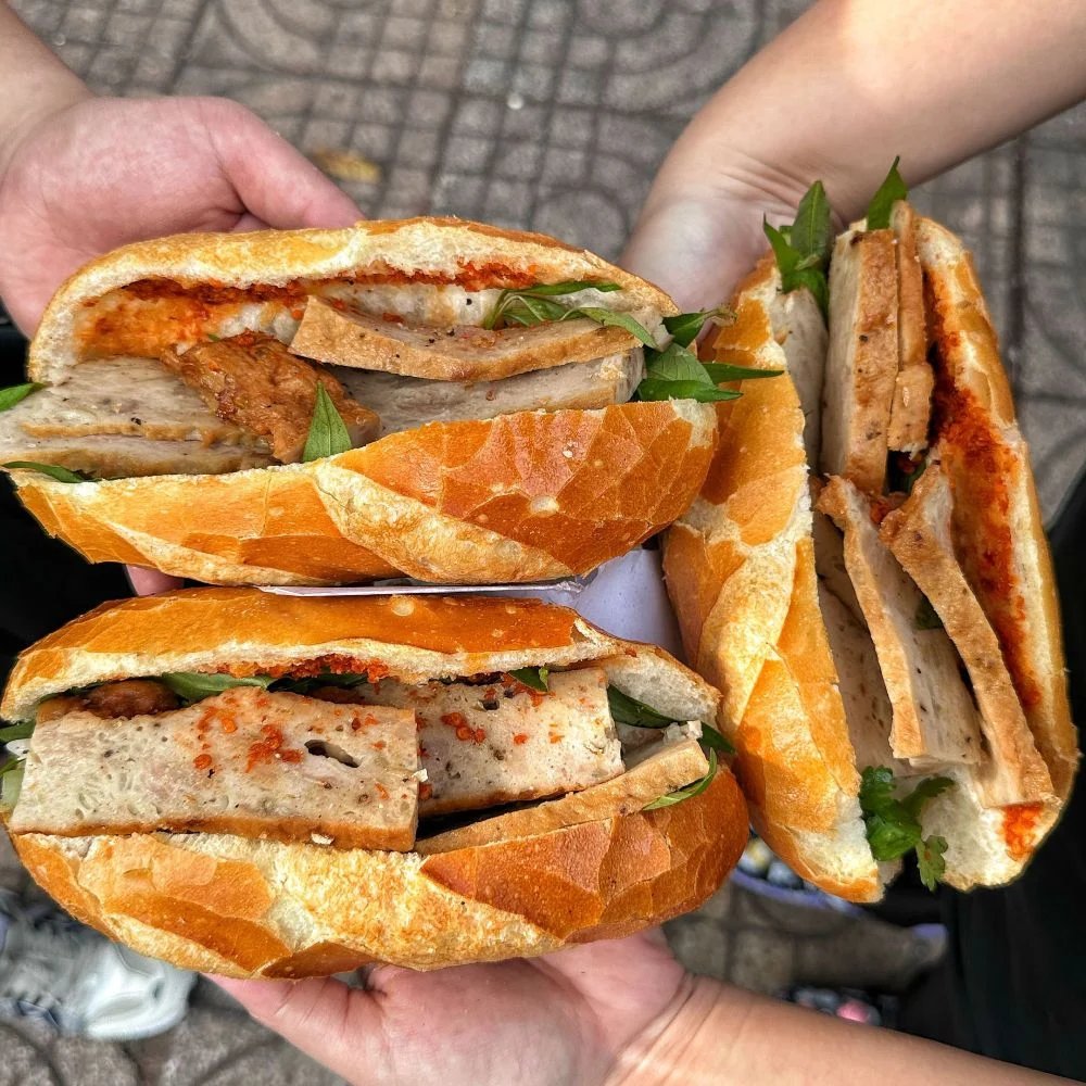 Banh mi Hue : Le choix varié de Tiem O Banh Mi.