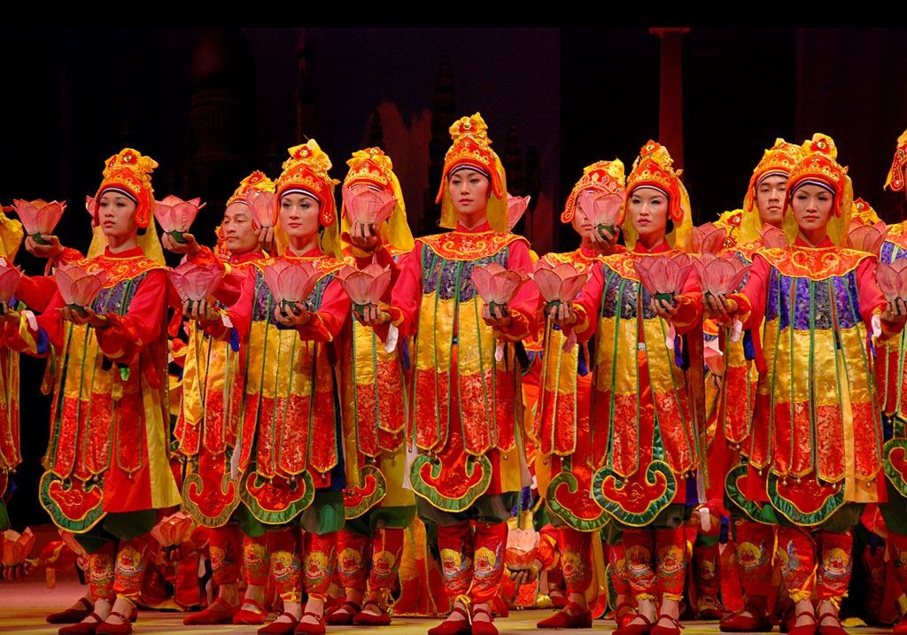 Danseuses de la Nha nhac, musique de cour impériale de Hue