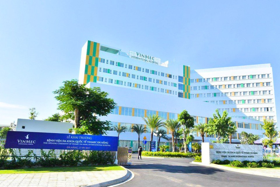 Façade de l'hôpital international Vinmec à Da Nang, seule antenne de standing international en dehors de Hanoï et Ho Chi Minh-Ville assurance voyage Vietnam