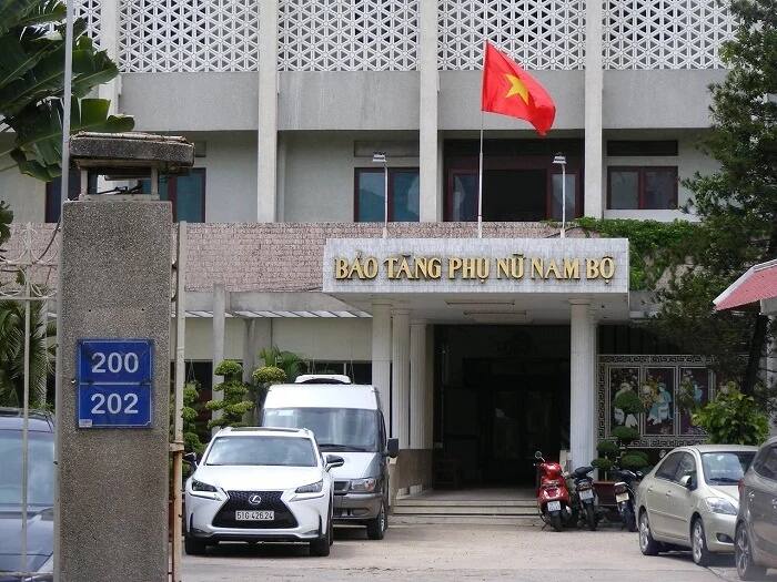 Entrée du musée des Femmes du Sud Vietnam au 202 rue Vo Thi Sau à Saigon