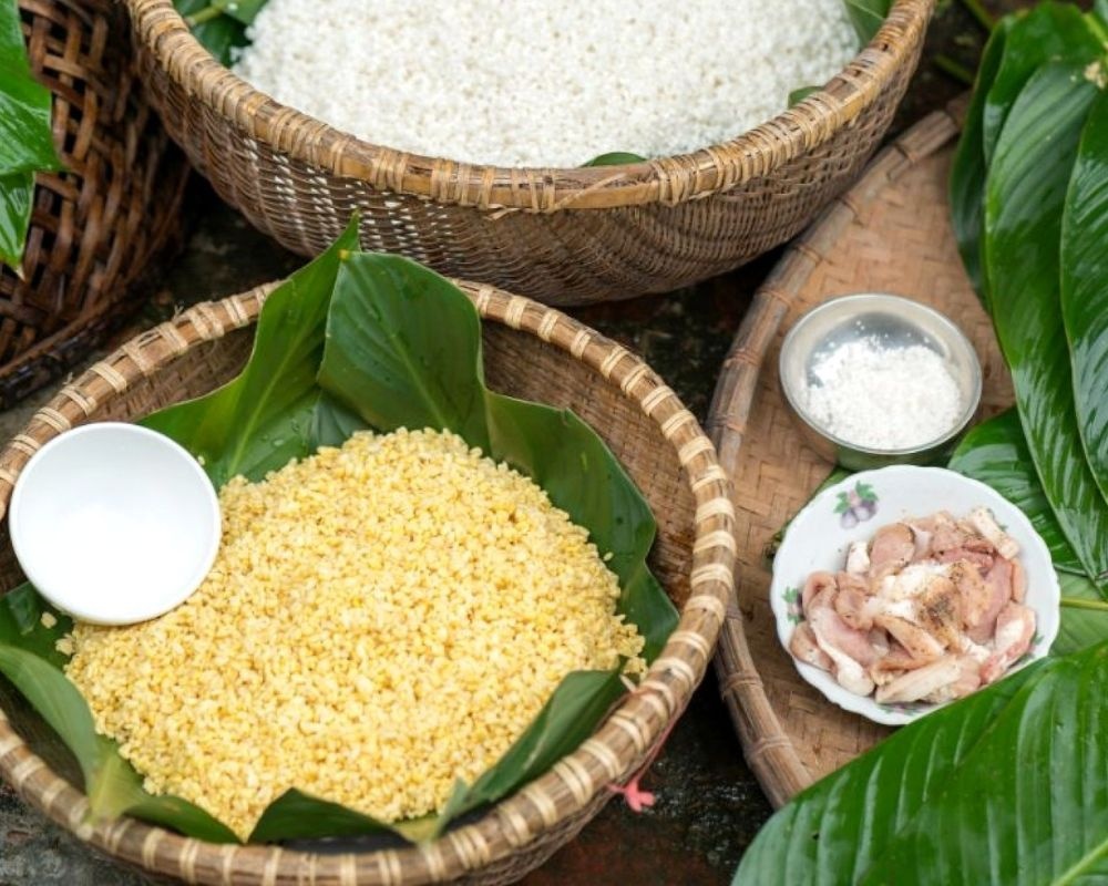 Riz gluant, haricots mungo et poitrine de porc, les ingrédients traditionnels du banh chung