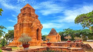 Tours cham de Po Sah Inu : Un héritage unique du Champa