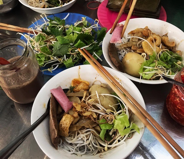 Bun mam cua de Pleiku au crabe fermenté