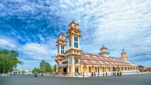 Temple Cao Dai de Tay Ninh : histoire et guide de visite